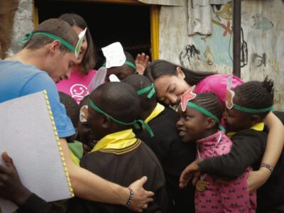 Locandina del webinar: "Funzioni Esecutive: dall'Italia al Kenya e dal Kenya all'Italia"